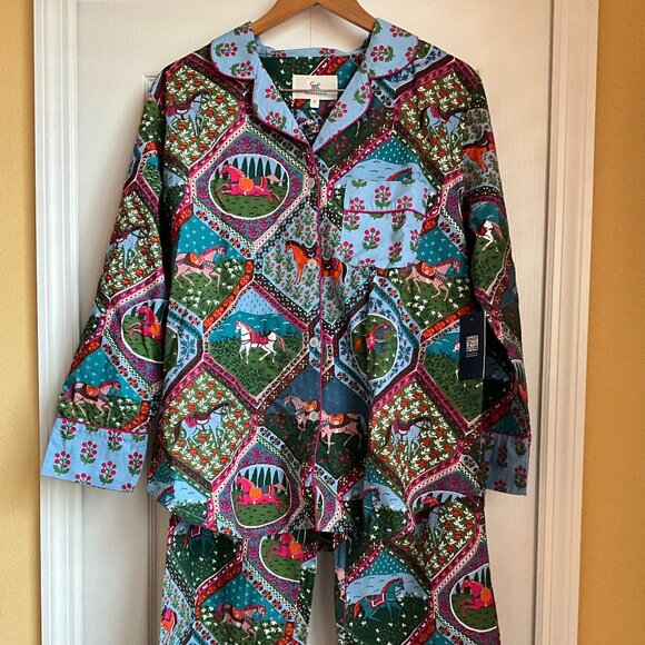 Freshprint Other - NWT PRINTFRESH Horses with Red Berries Cotton Long Pajama Set Size Medium